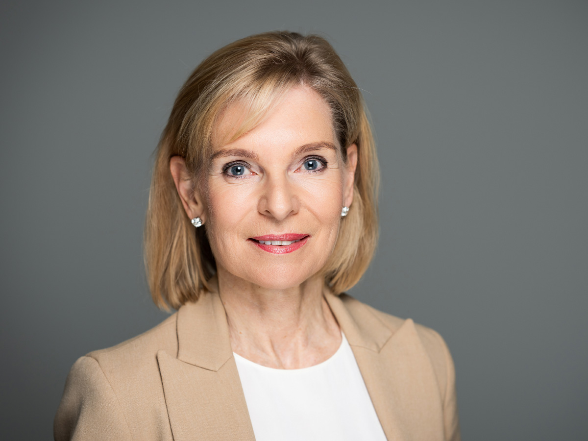 portrait picture of Kerstin Aeberli