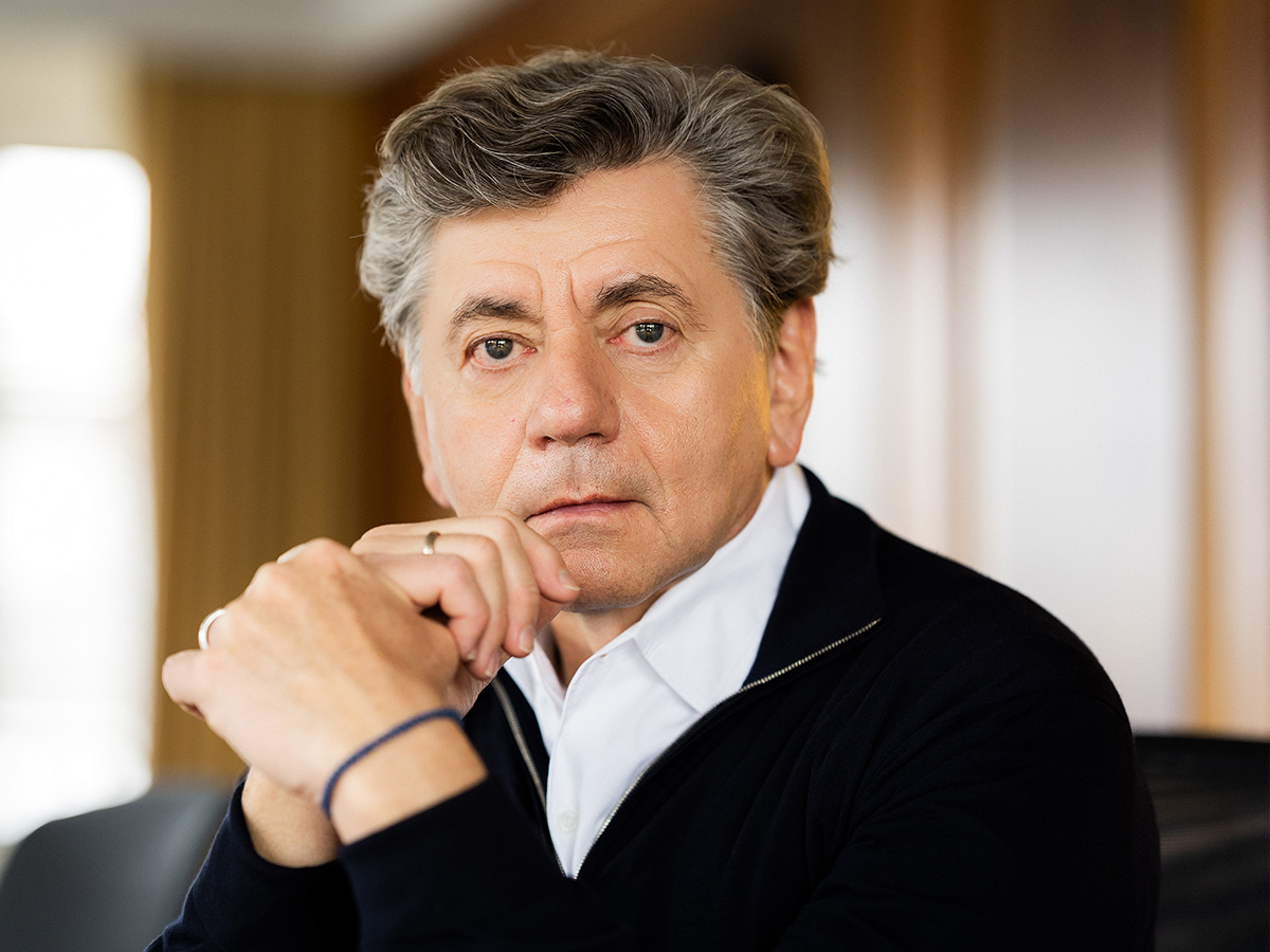 Portrait picture of Markus Reinhard