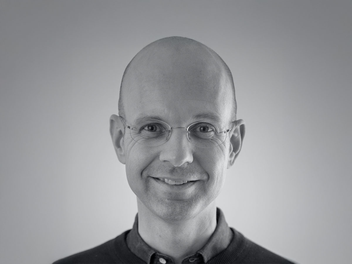 Portrait picture of Søren Leth-Petersen