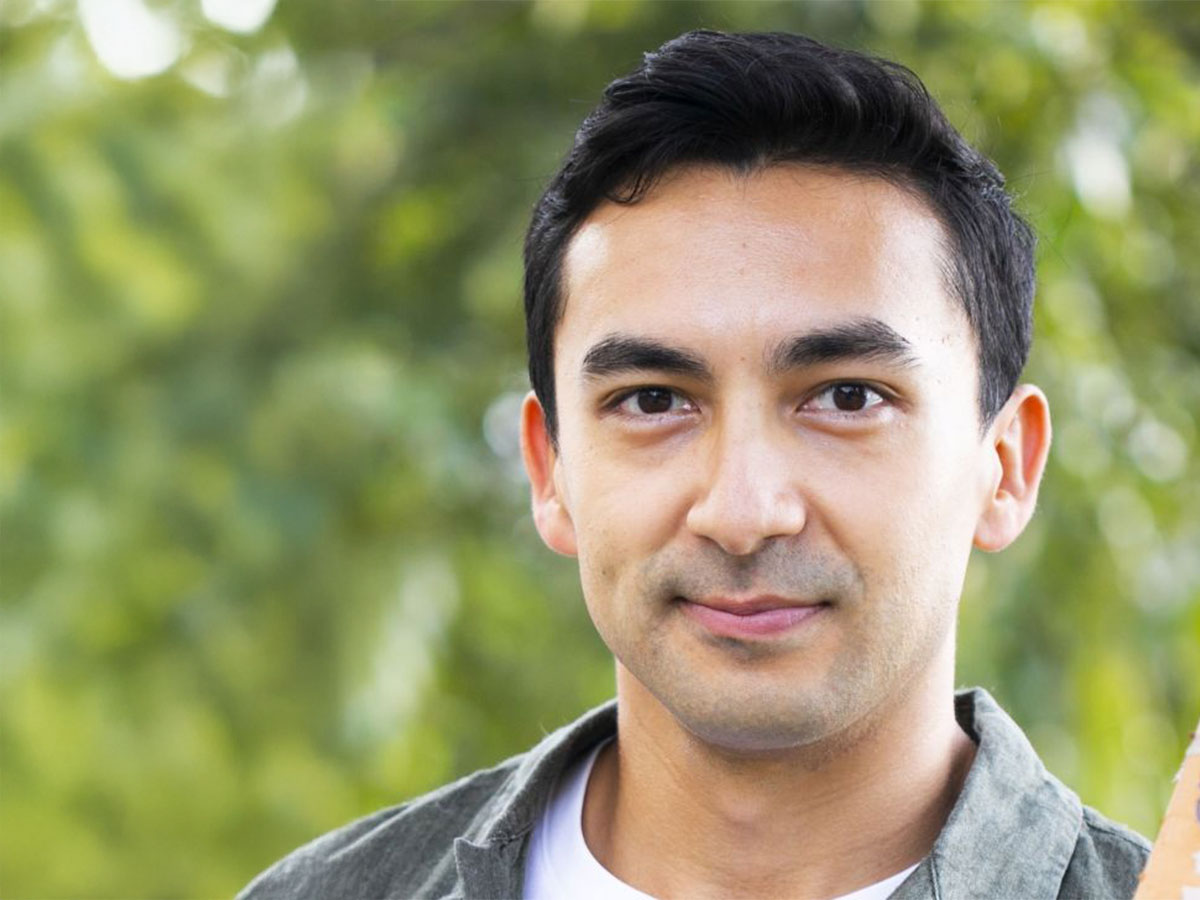 portrait picture of Geoffrey Supran