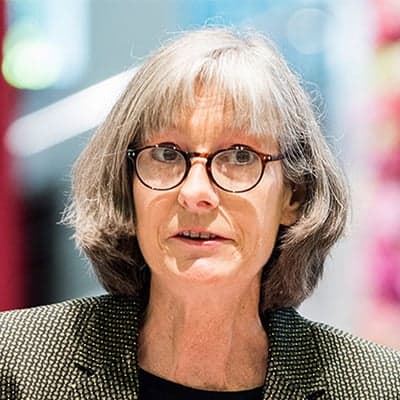 Portrait picture of caroline maake
