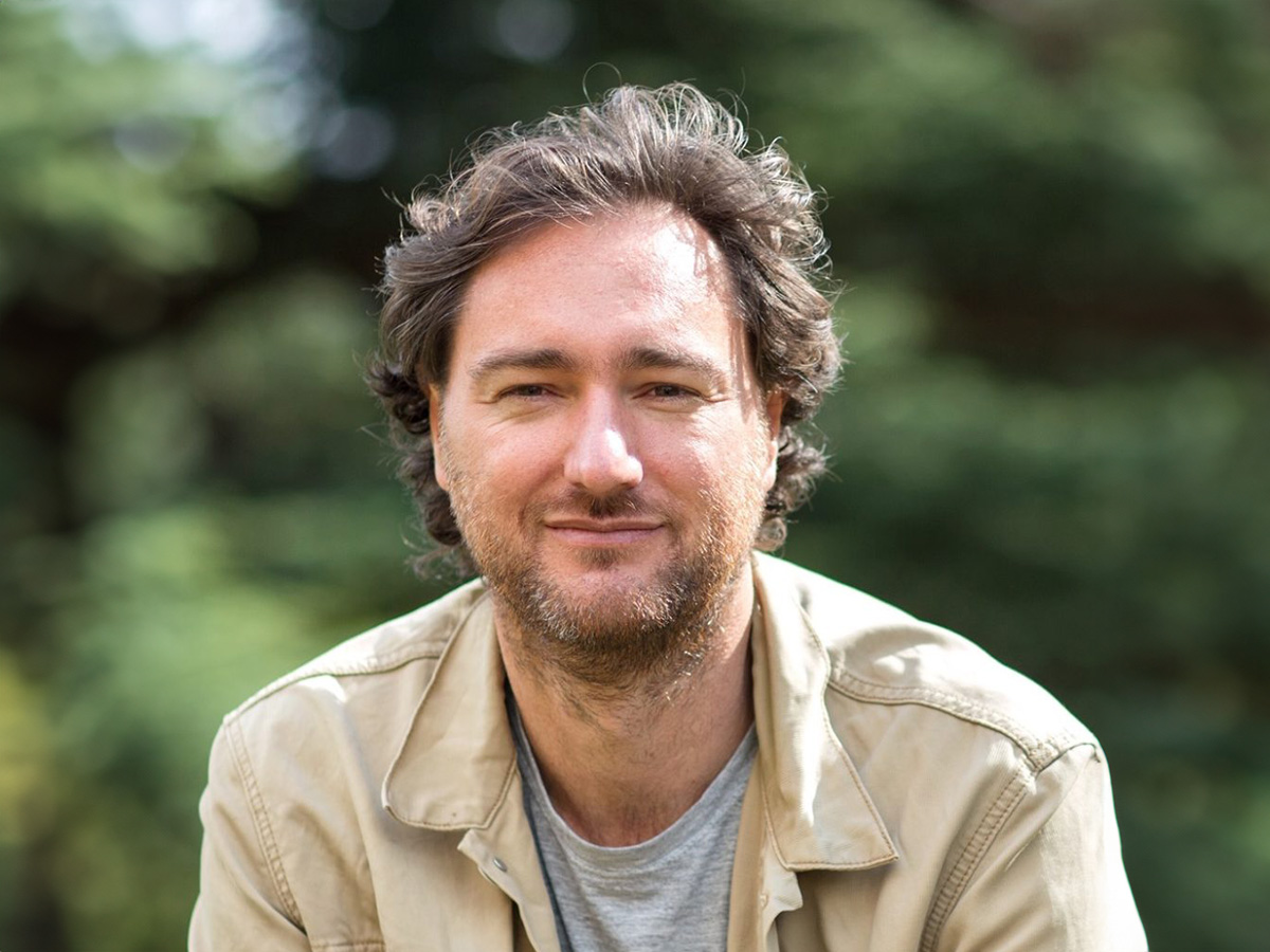 Portrait Picture of Rob Ewers