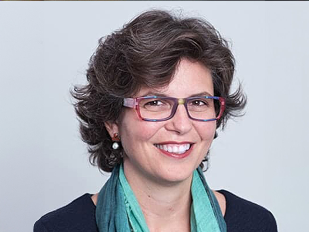 portrait picture of Zeynep Gursel