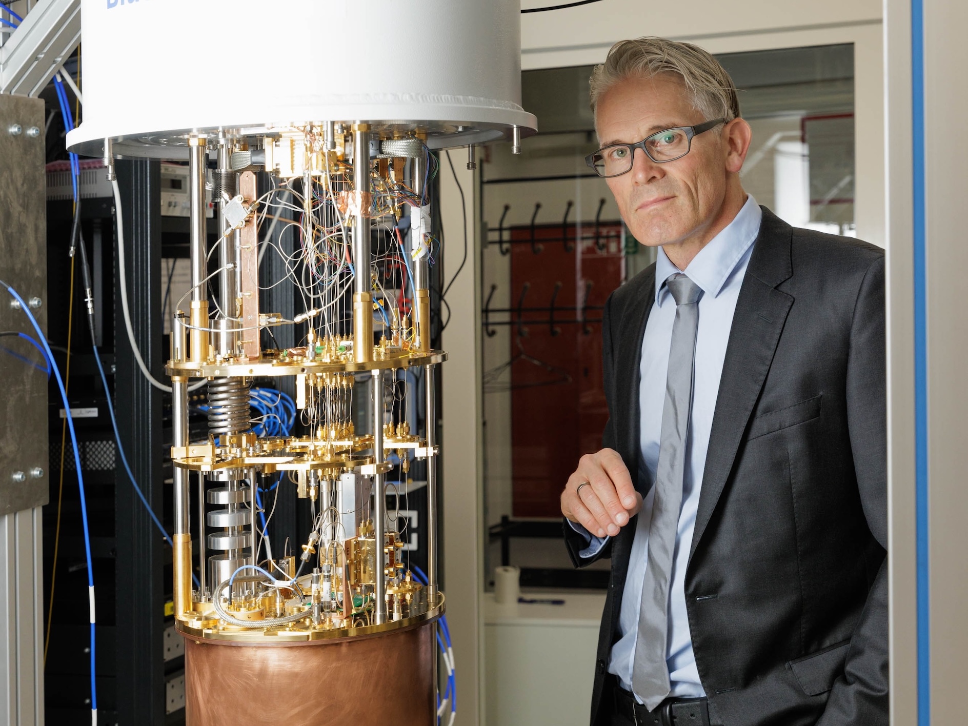 Photo of Tobias Kippenberg